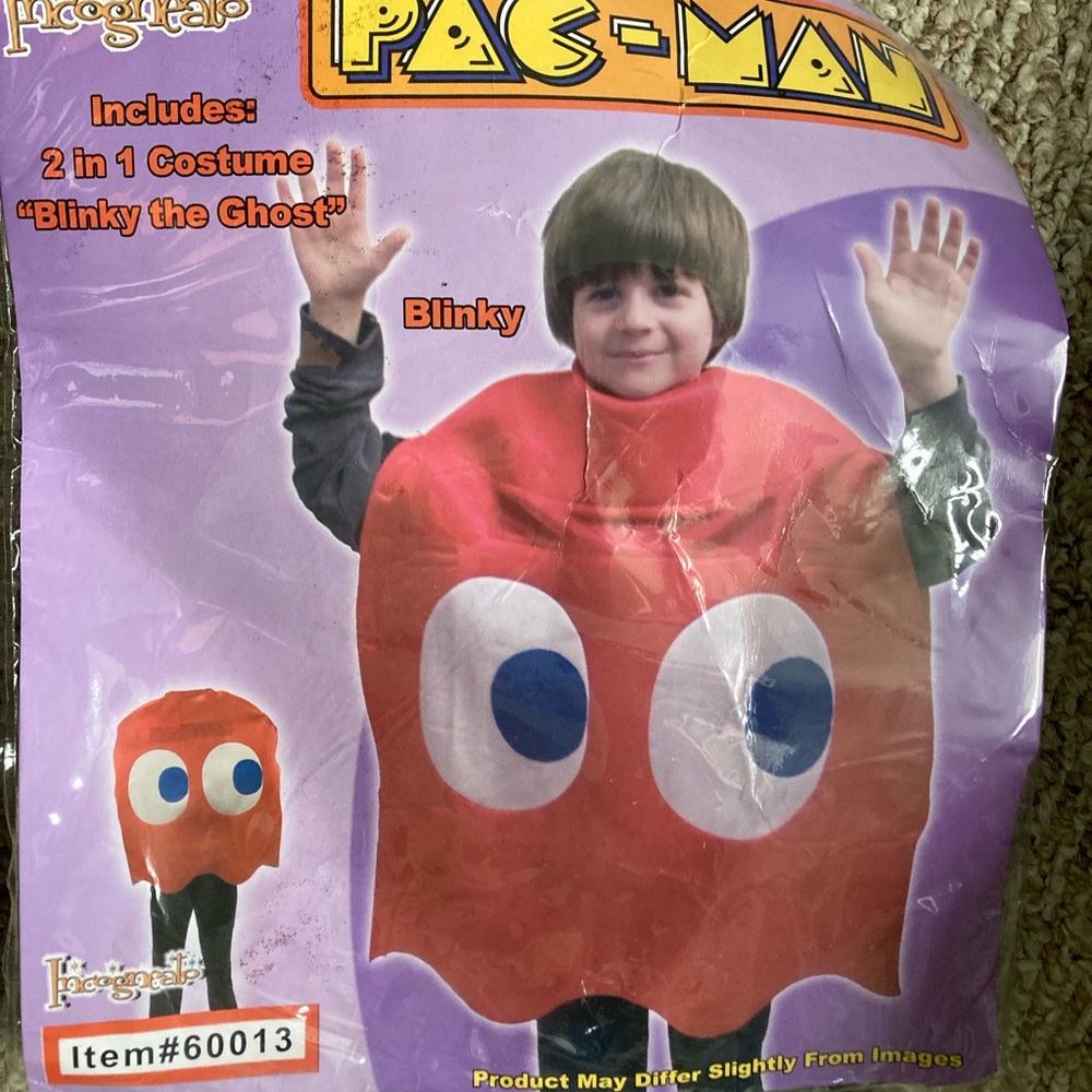 RED BLINKY GHOST PAC-MAN GHOST COSTUME. ONE SIZE FITS MOST. SMOKE FREE HOME